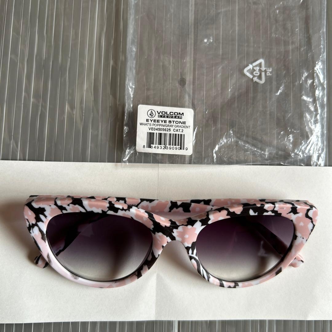 【新品未使用】VOLCOM ボルコム スノボ スノーボード ウェア