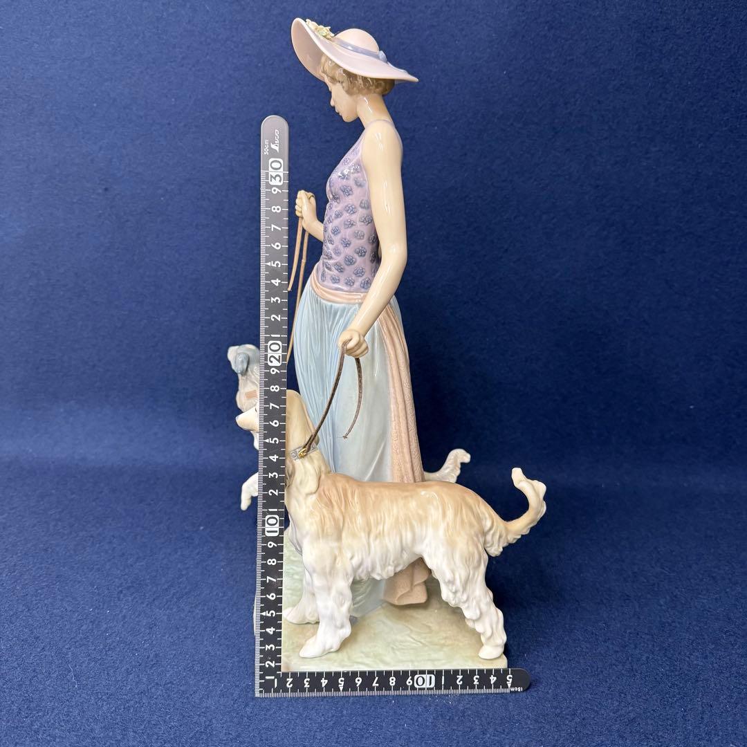 LLADRO リヤドロ 優雅な散歩のひととき 5802 フィギュリン 陶器