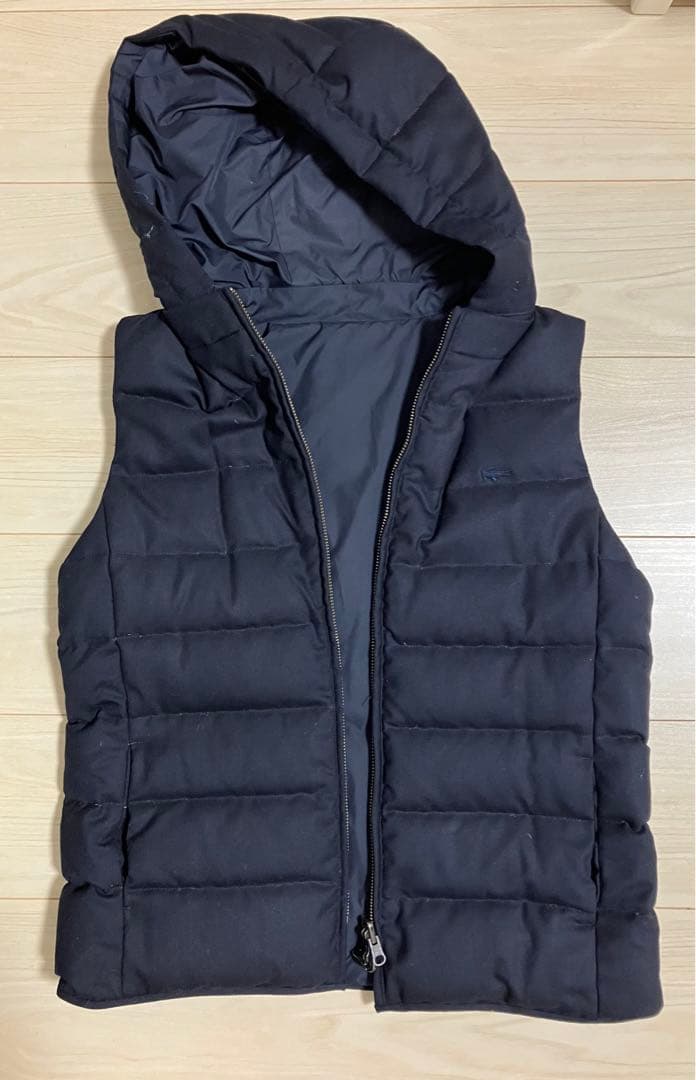 【美品】Lacoste フード付きネイビーリバーシブルダウンベスト