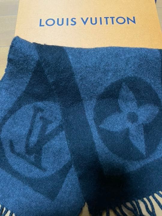 LOUIS VUITTON ルイヴィトン マフラー