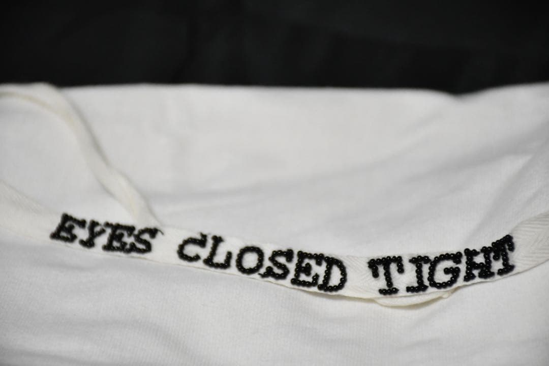 超希少 2000ss eyes closed tight’