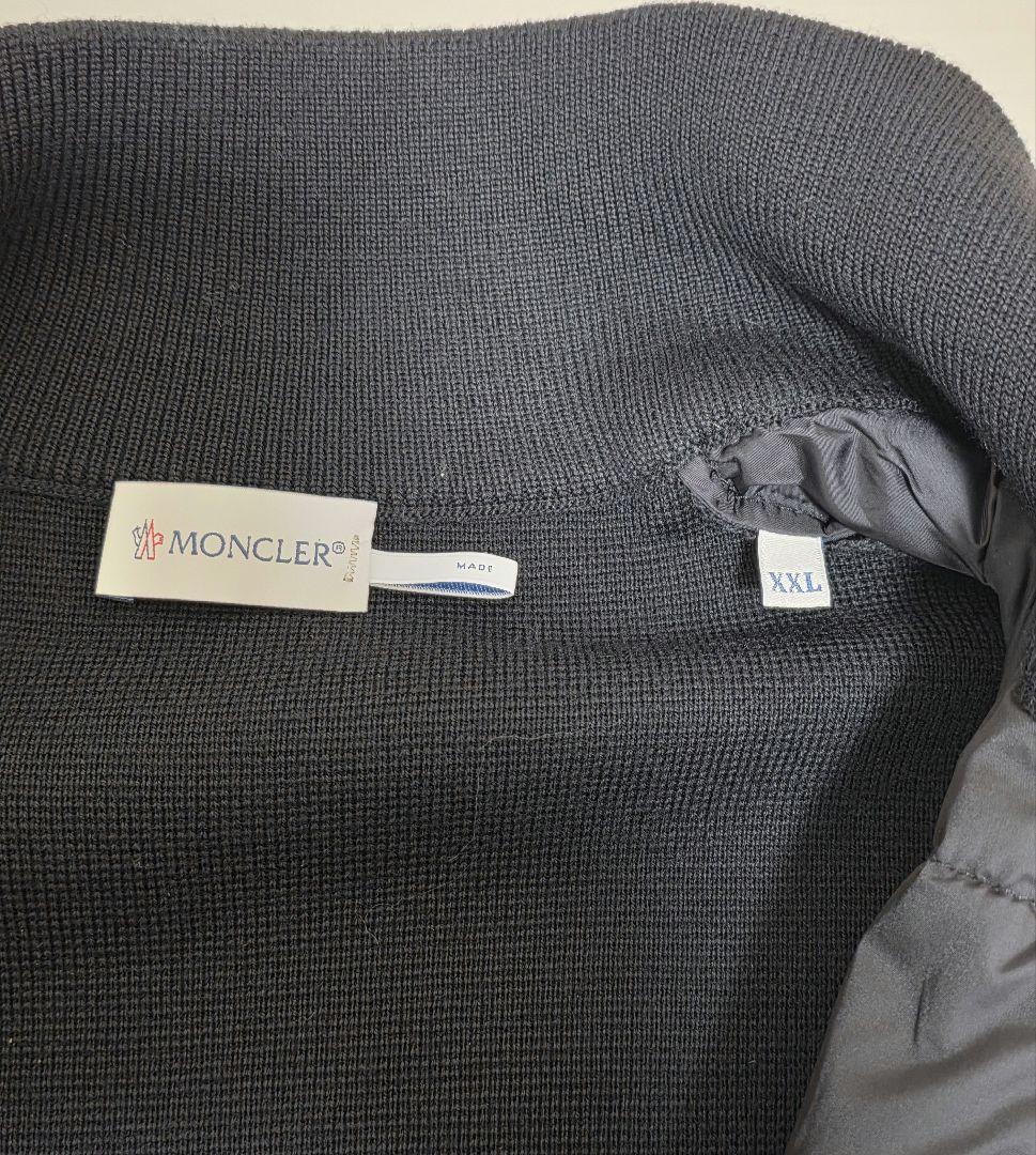 MONCLER GRENOBLE ダウンパッド付きのフロントが特徴です