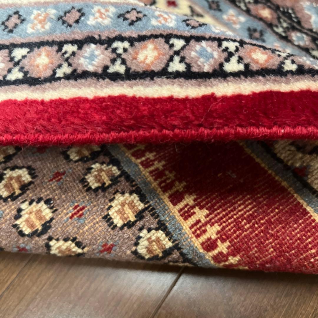 ミニ　ラグ　パキスタンラグ　手織り絨毯　可愛い赤色　玄関マット44cmx59