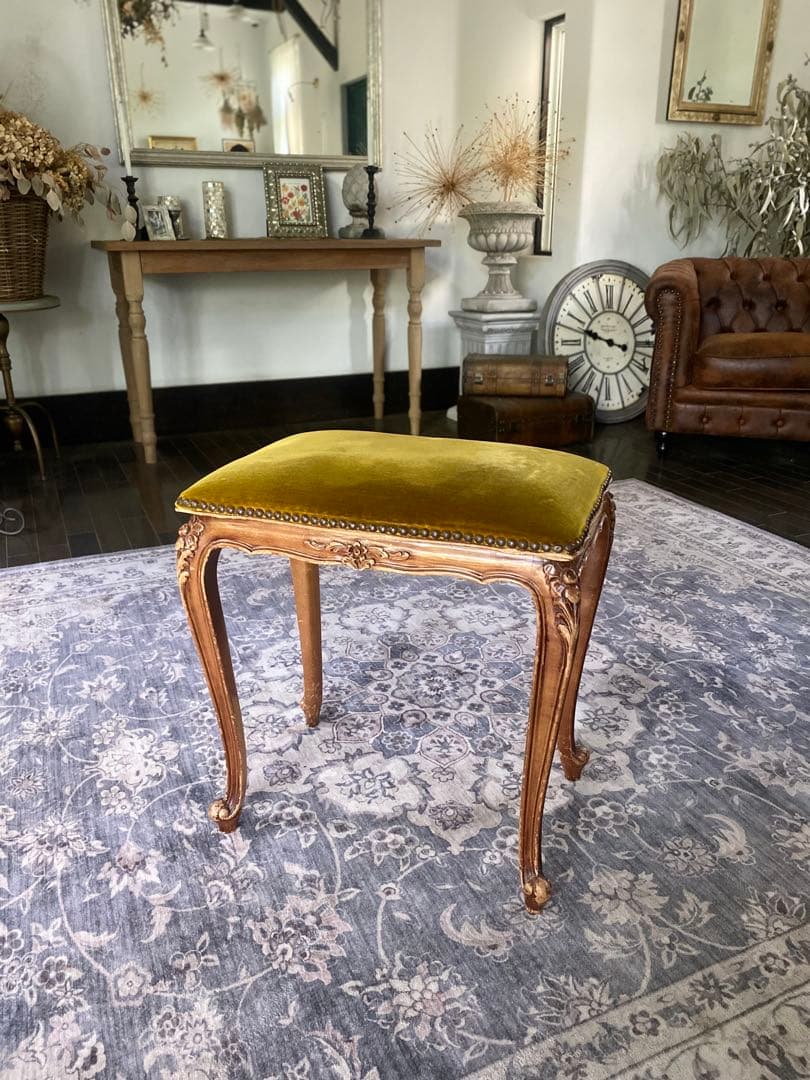 フレンチスタイル ベルベットスツール　オリーブグリーン
