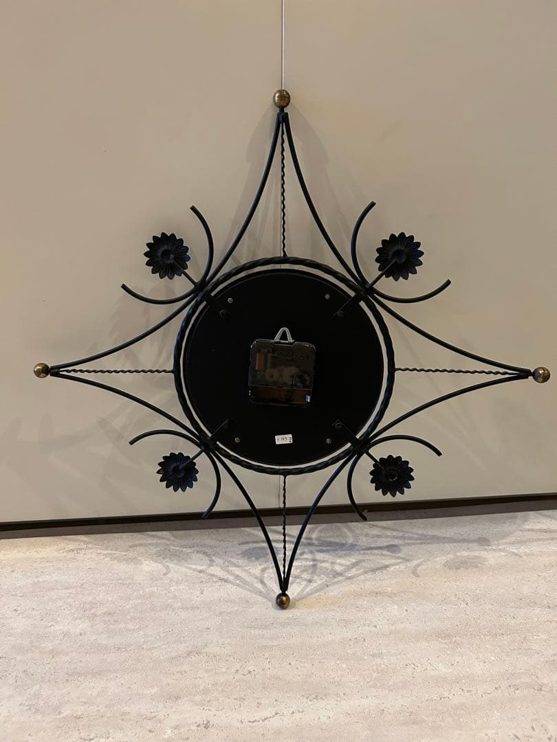 アンティーク　1950 美品 デザイン　アイアン　壁掛け時計 貴重