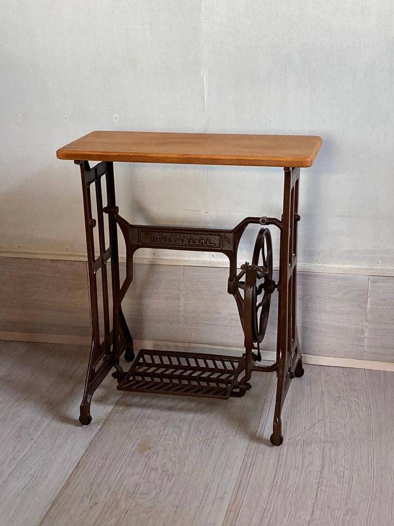 古い鉄脚 一枚板 ミシンテーブル ミツビシ