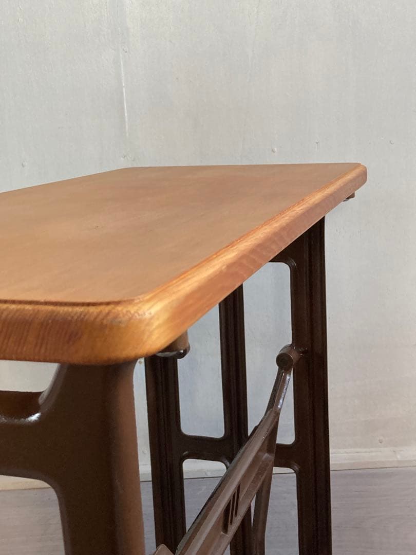 古い鉄脚 一枚板 ミシンテーブル ミツビシ