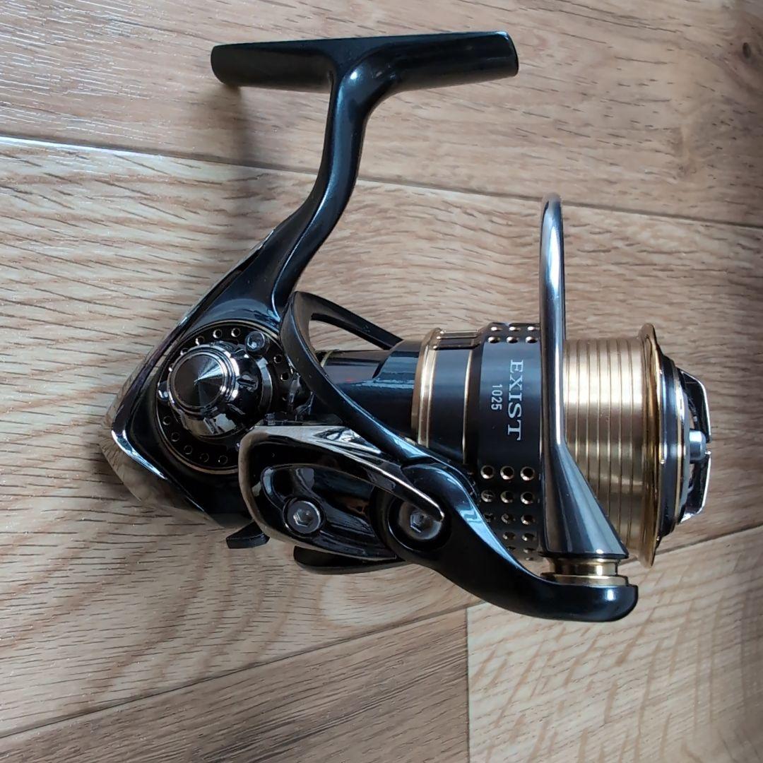 リール EXIST 1025