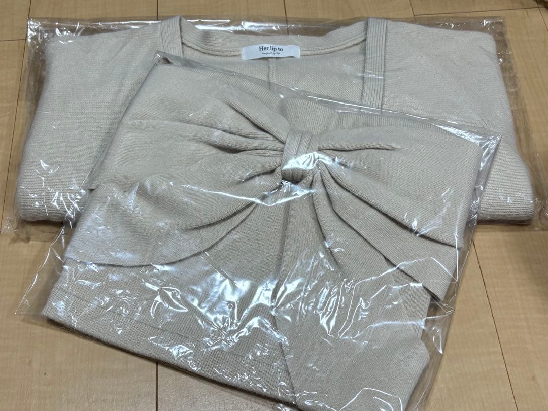 トップス Herlipto Lydie Ribbon-Tie Knit Ensemble