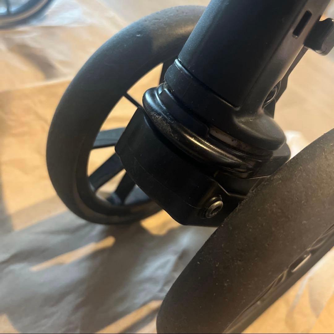 【美品】コンビ スゴカル 4キャス エアー エッグショック HK ライトグレー