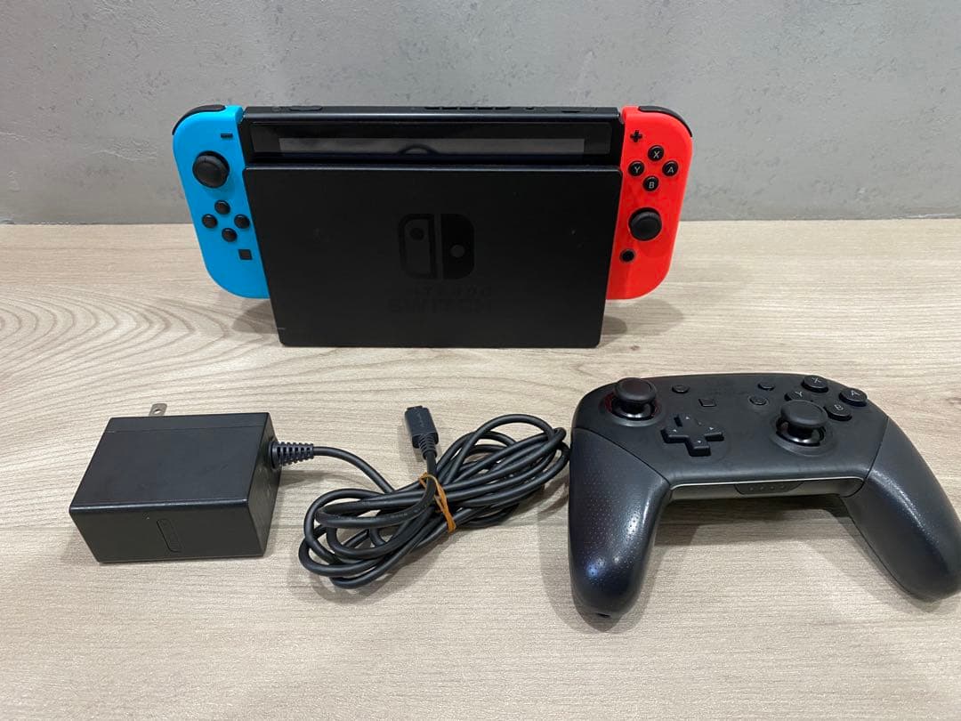 Nintendo Switch 本体 青/赤、プロコン