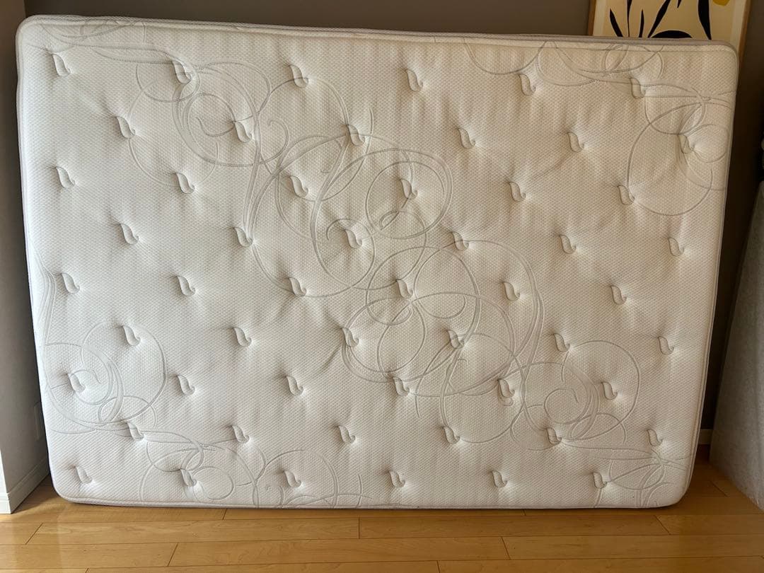 【極美品】シモンズ Beautyrest Premium ダブル　マットレス