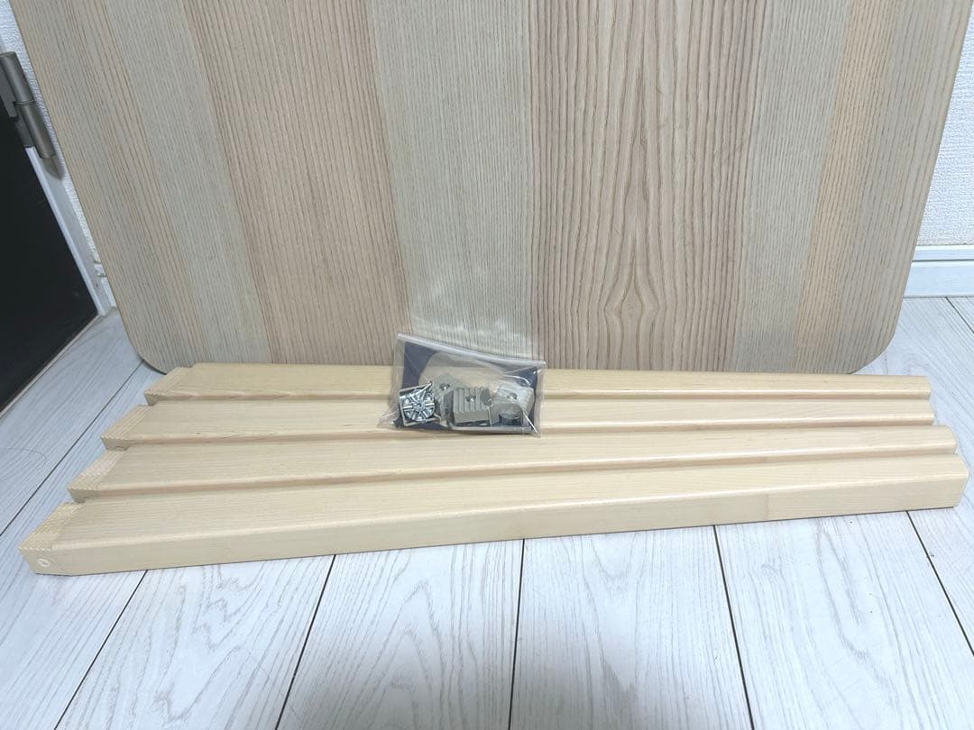 【極美品】IKEA LISABO リーサボー　ダイニングテーブル