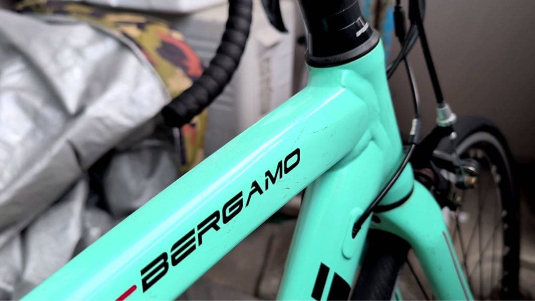 ビアンキBERGAMO（ベルガモ）ロードバイク あさひ限定 ロードバイク 自転車