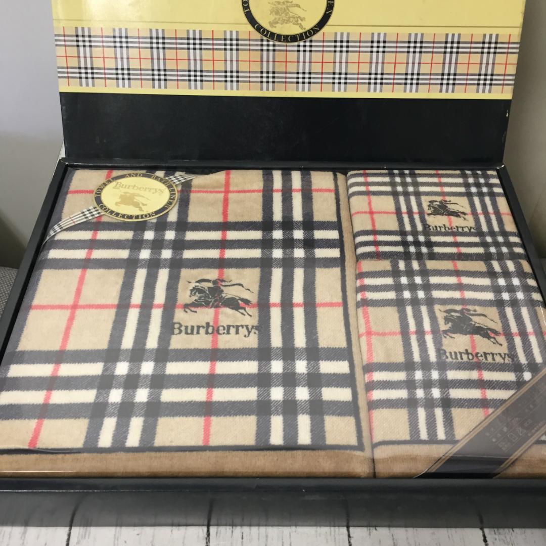 Burberry 　ノバチェック柄タオルセット Z5079