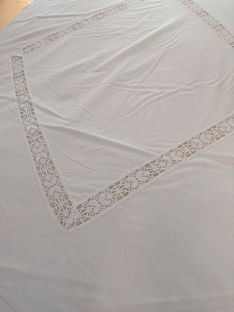 世田谷区瀬田　大型クッションx2　Mother Lip