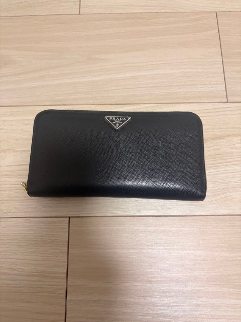PRADA ブラック 長財布