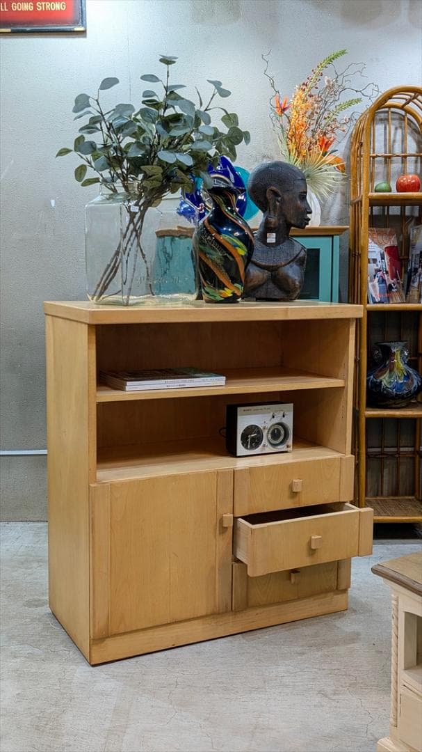 ヴィンテージのナチュラルサイドキャビネット