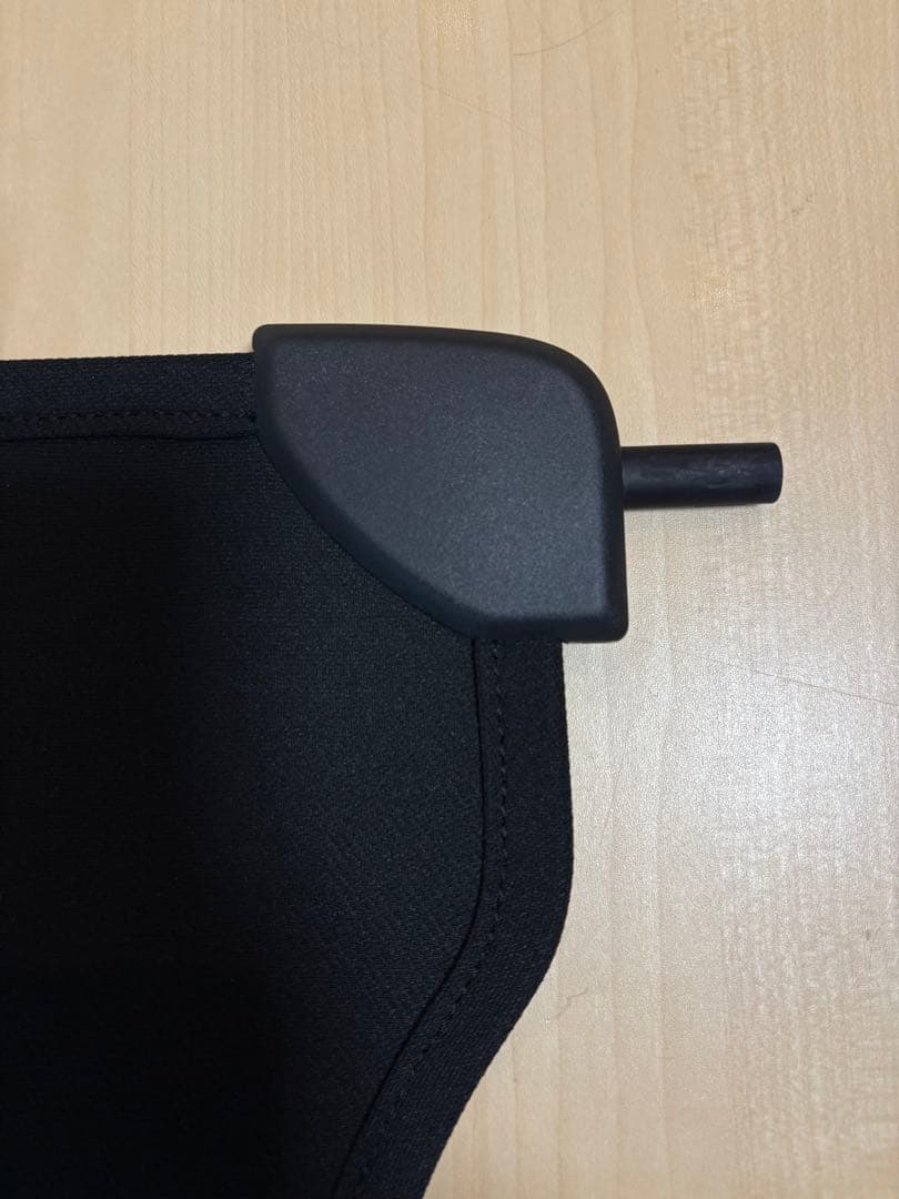 トヨタ　プリウス60 純正トノカバー