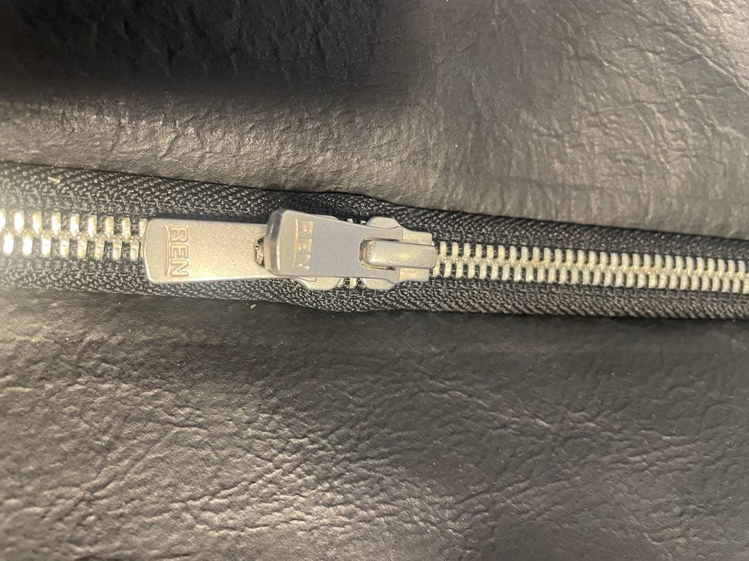 REN レザー ボストンバッグ 黒