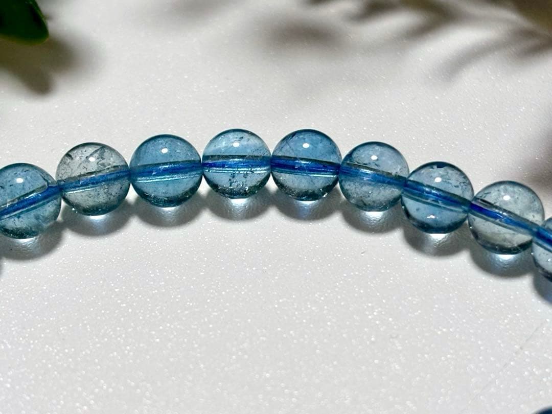 究極品質　秘蔵放出　輝く未来を象徴する蒼き守護石　ディープスカイブルートパーズ