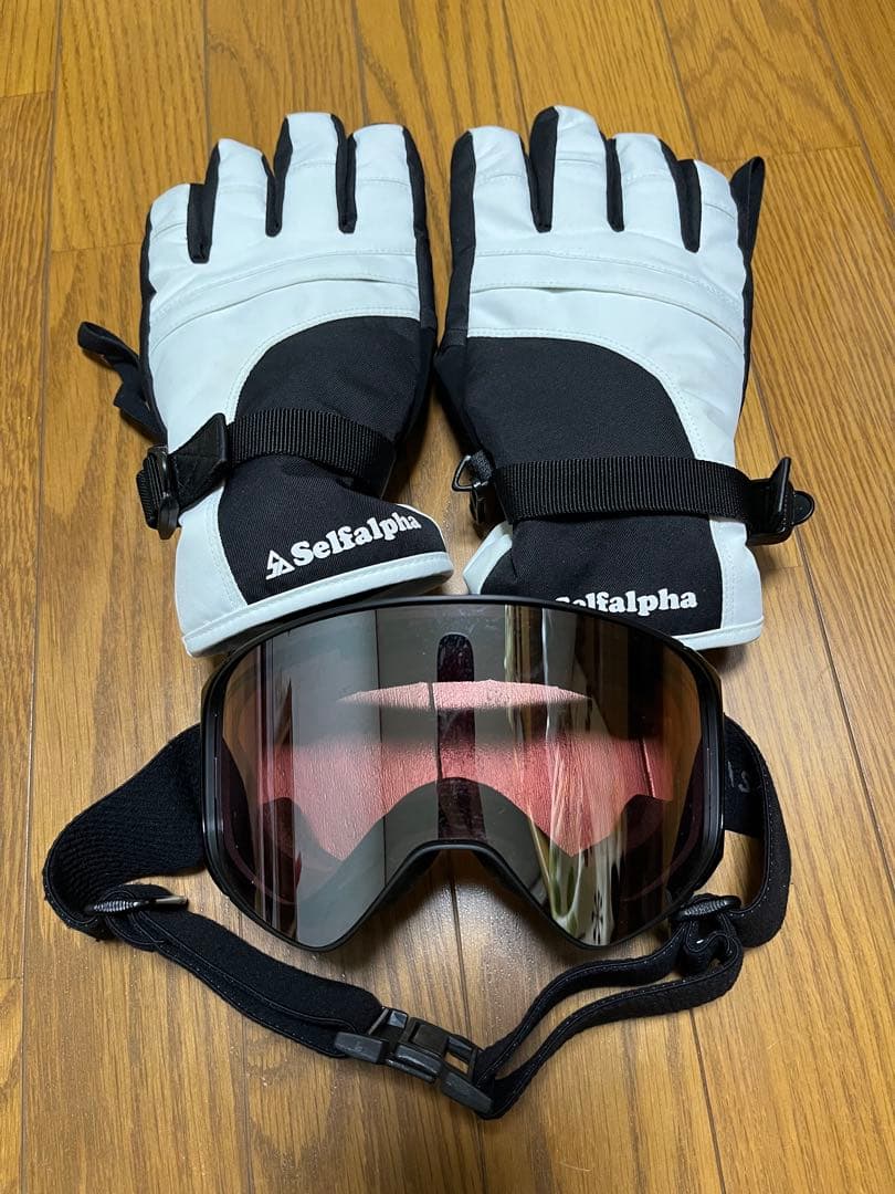 kiss mark スノーボード　ウェア　上下セット　ゴーグル　グローブ　付き