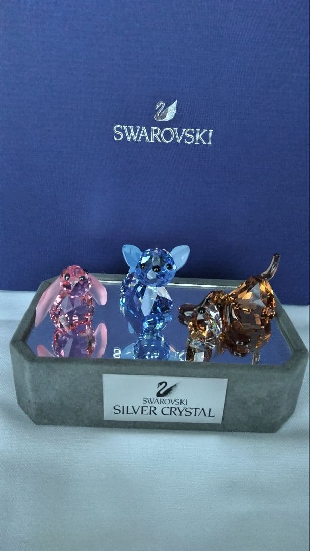 【レアー、スワロフスキー置物】ラブロッツ、シリーズ