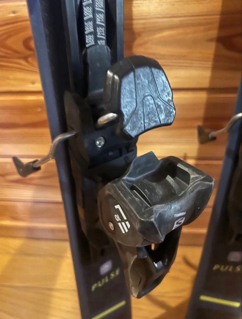 SALOMON サロモン PULSE パルス 140cm