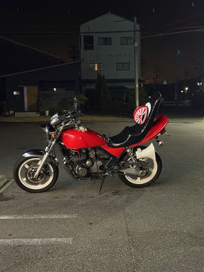 ゼファー400 3段シート