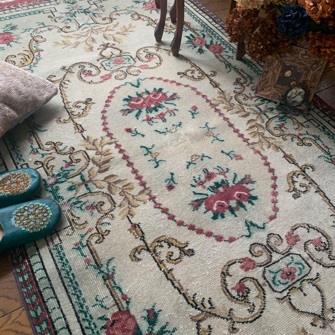 トルコヴィンテージラグ　201×106 ローズ　ボタニカル　オーバーダイ