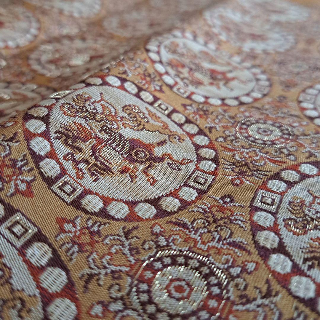 希少　未使用　法隆寺裂　西陣織　敷物　正絹　獅子狩文　テーブル センター