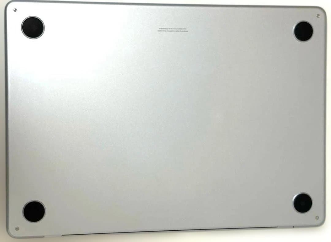 MacBook Air m4 2025 13インチ スカイブルー