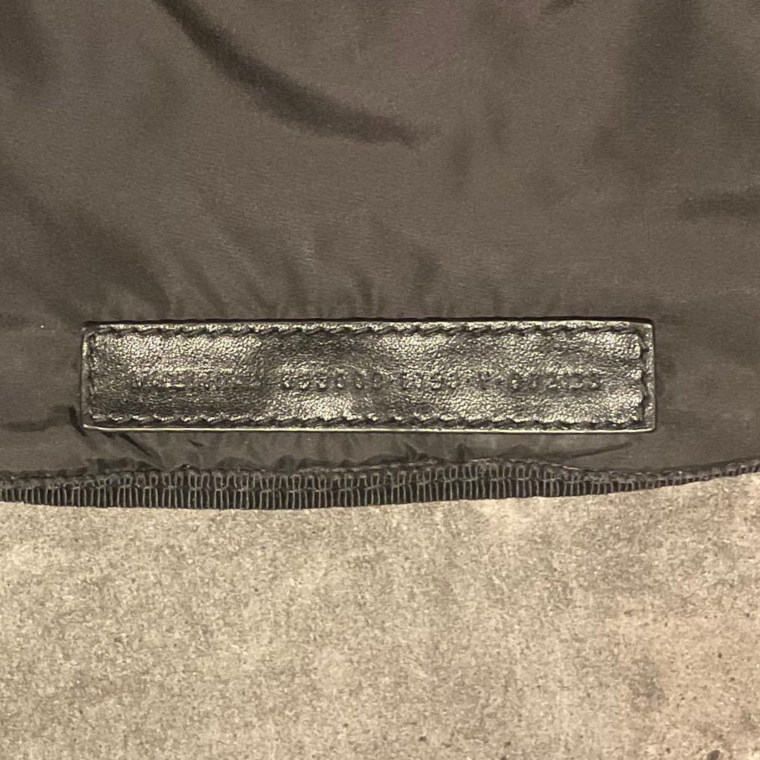 BALENCIAGA ロゴ刺繍 ナイロン ボディバッグ