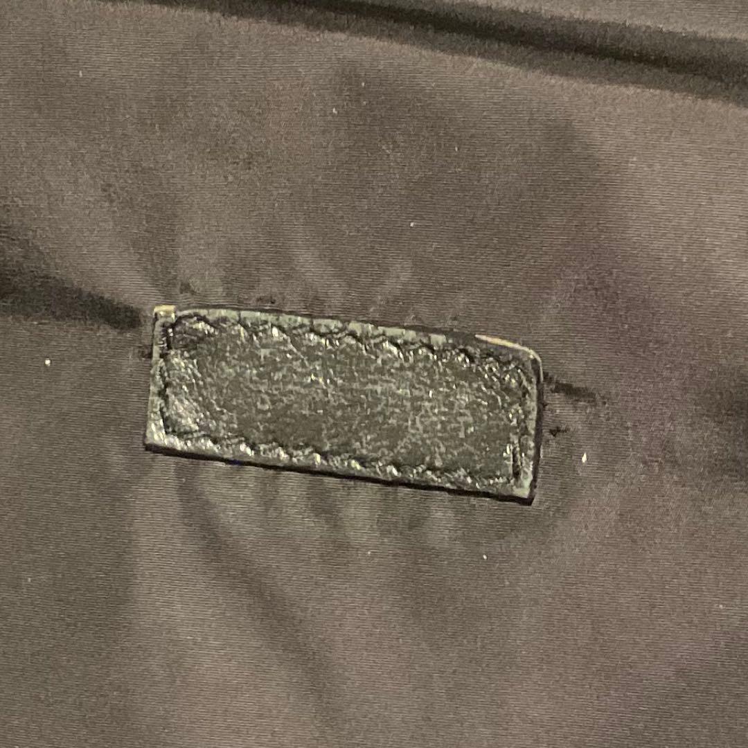 BALENCIAGA ロゴ刺繍 ナイロン ボディバッグ