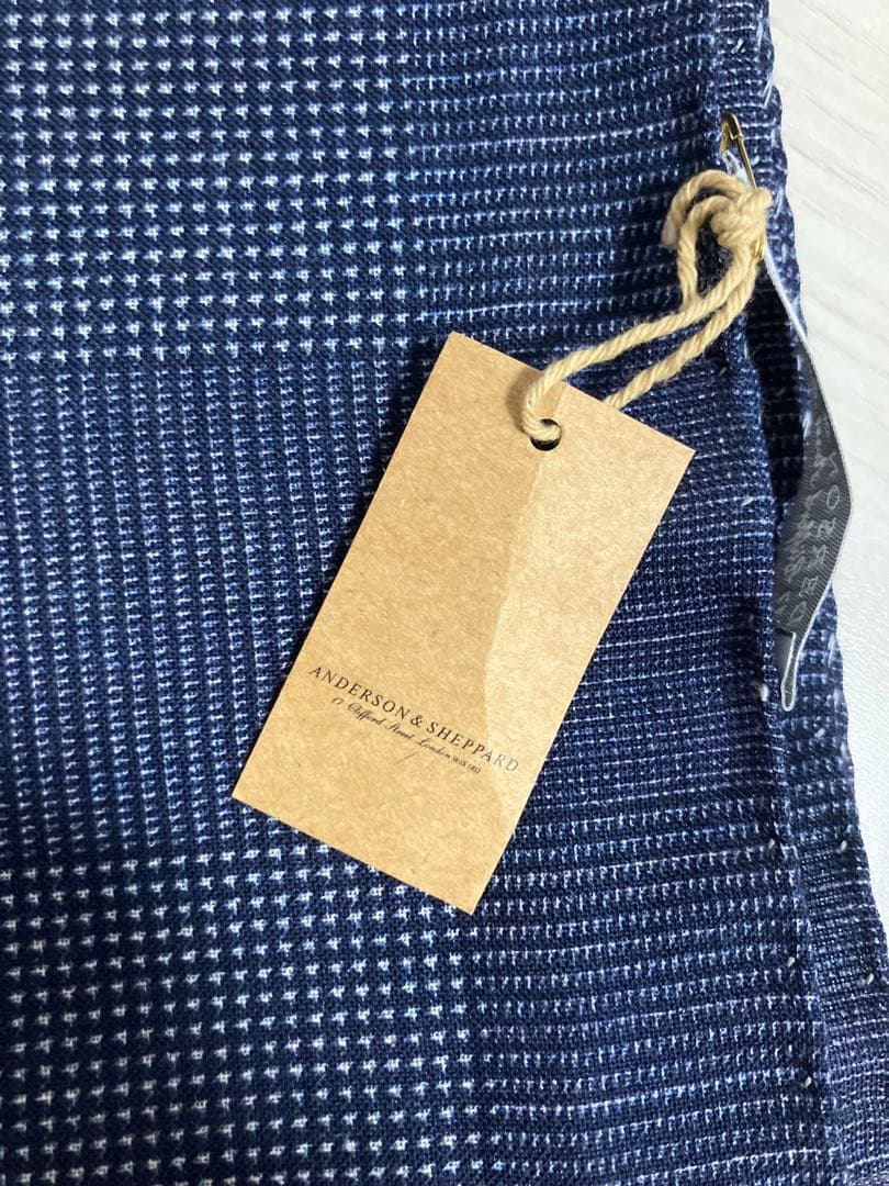 バンブ様先約⭐︎未使用ANDERSON & SHEPPARD リネンシルクストール