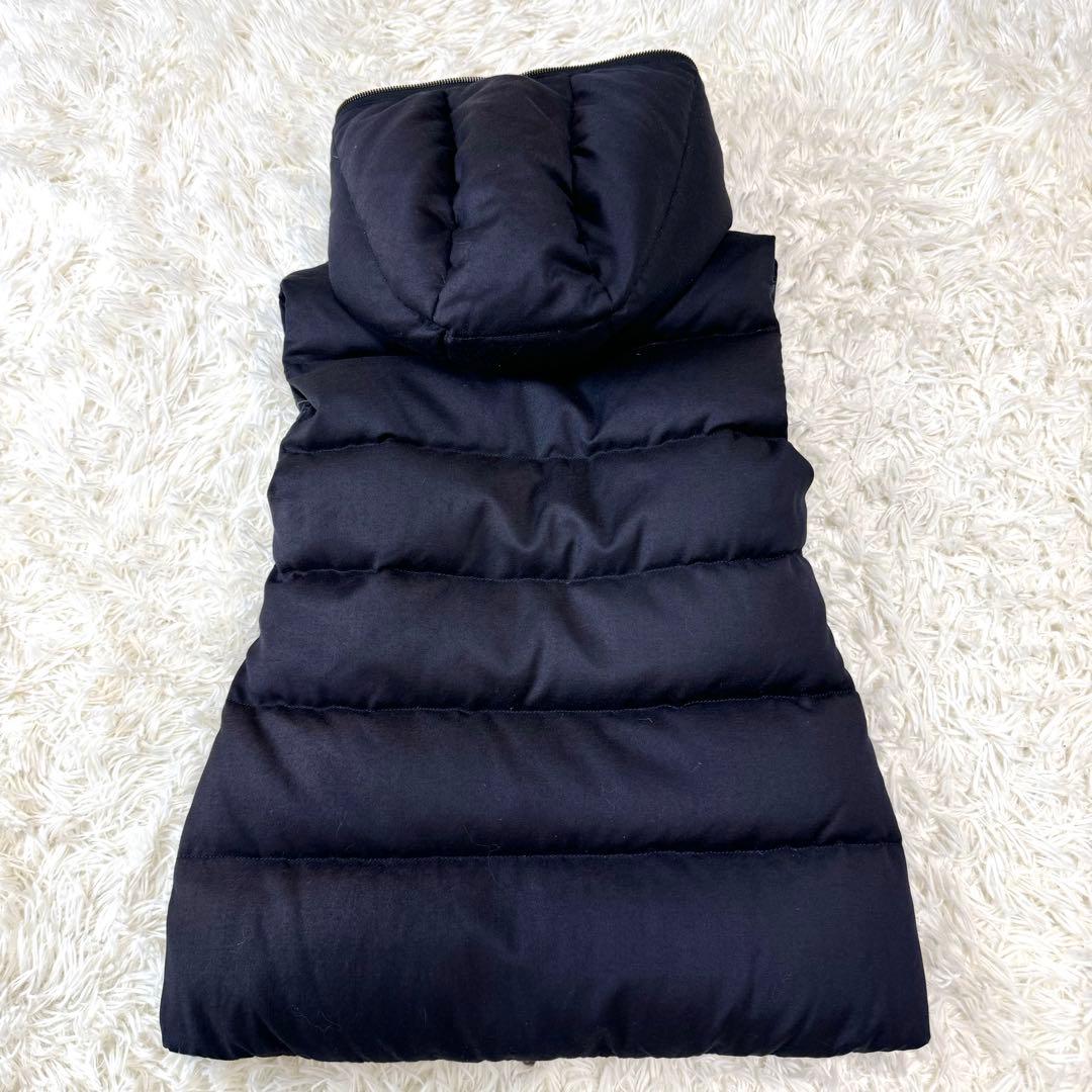 美品　デュベティカ　ダウンベスト　ネイビー フード付き　大きいサイズ　L サイズ