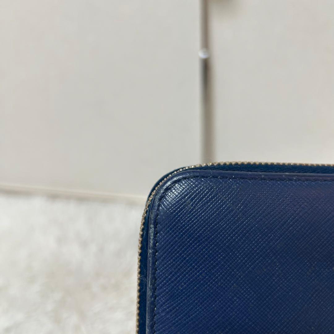 【美品✨人気/ラウンドジップ】プラダ　長財布　ブルー　レザー　証明カード付　男女