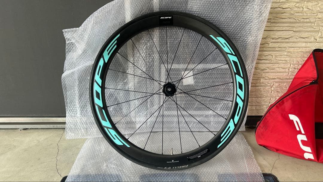 SCOPE R4 カーボンホイール前後セット 特別デカール仕様