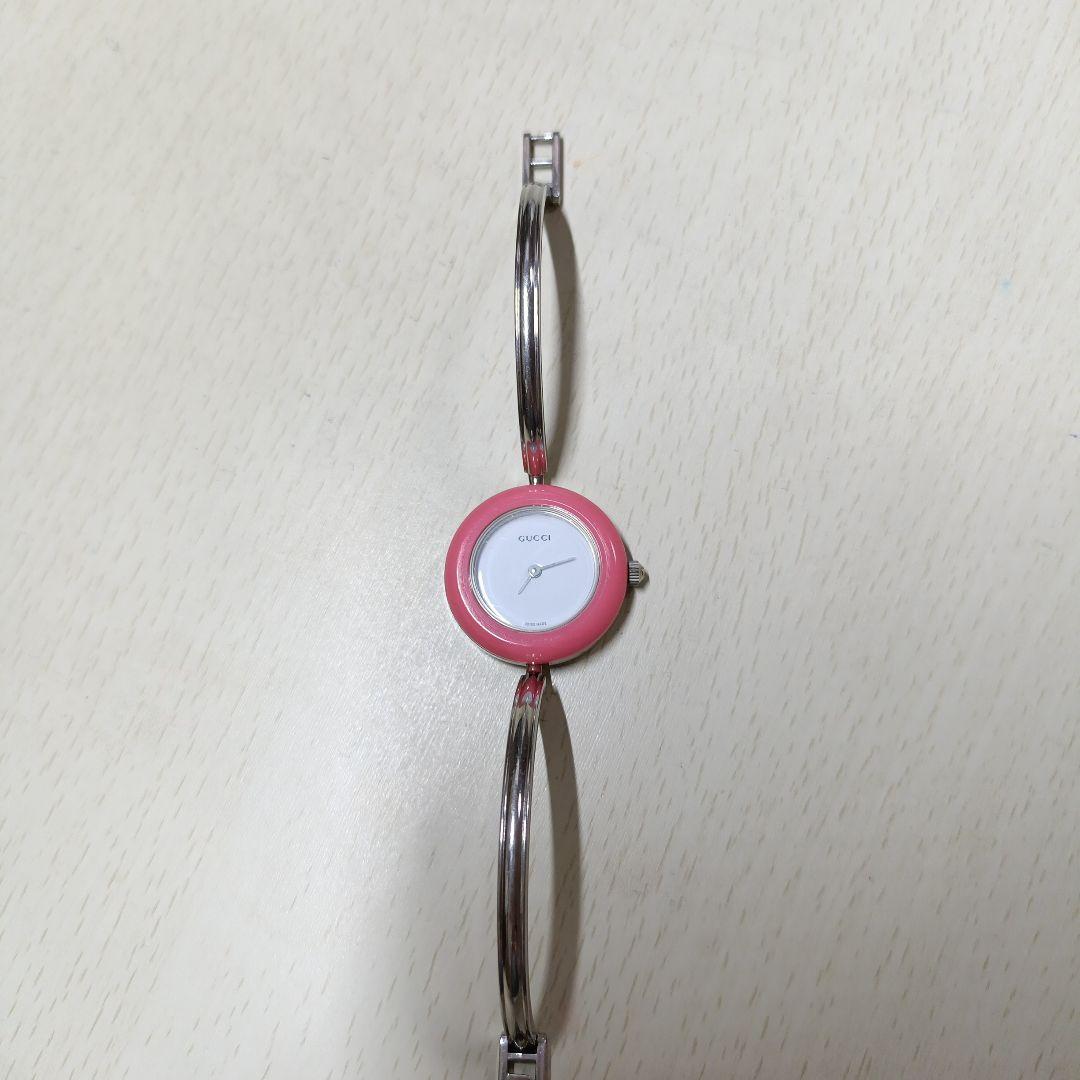 貴重なシルバー　GUCCI ベゼルチェンジ 時計　電池交換済