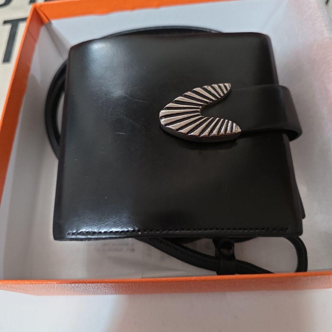 TOGA PULLA レザーショルダーウォレット