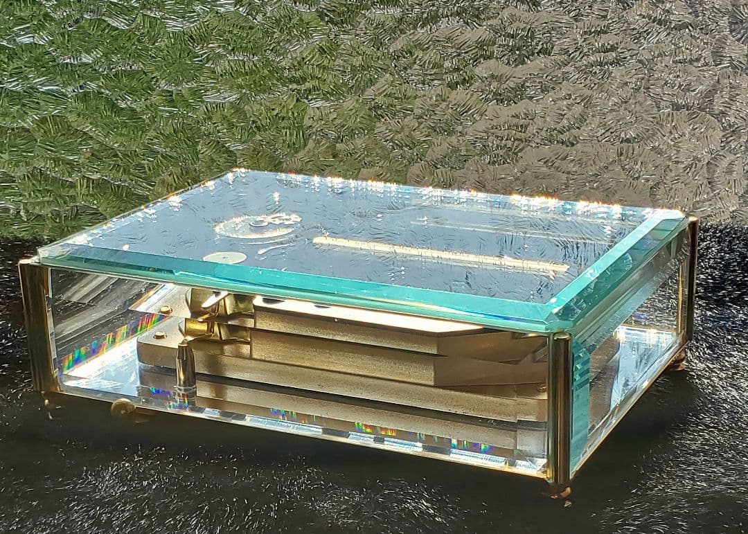 【Music Box Company】『50弁 クリスタルBOX』50N-1T3