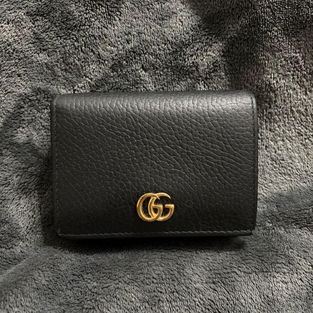 GUCCI マーモント 二つ折り財布