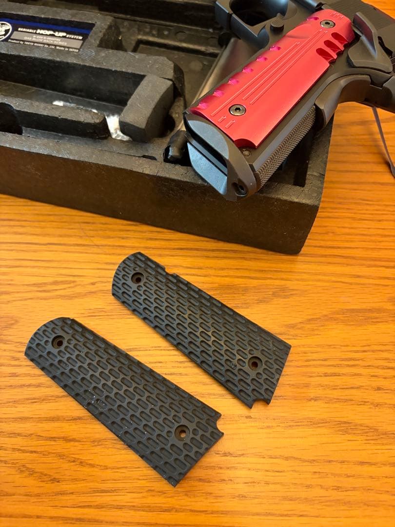 美品 東京マルイ STRIKE.45 ガスガン　カスタムパーツ付き