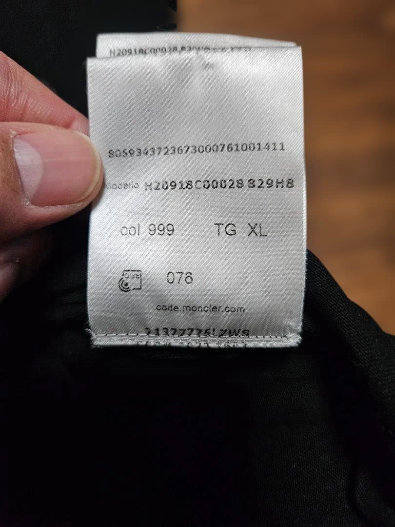 MONCLER ブラック TシャツサイズXL