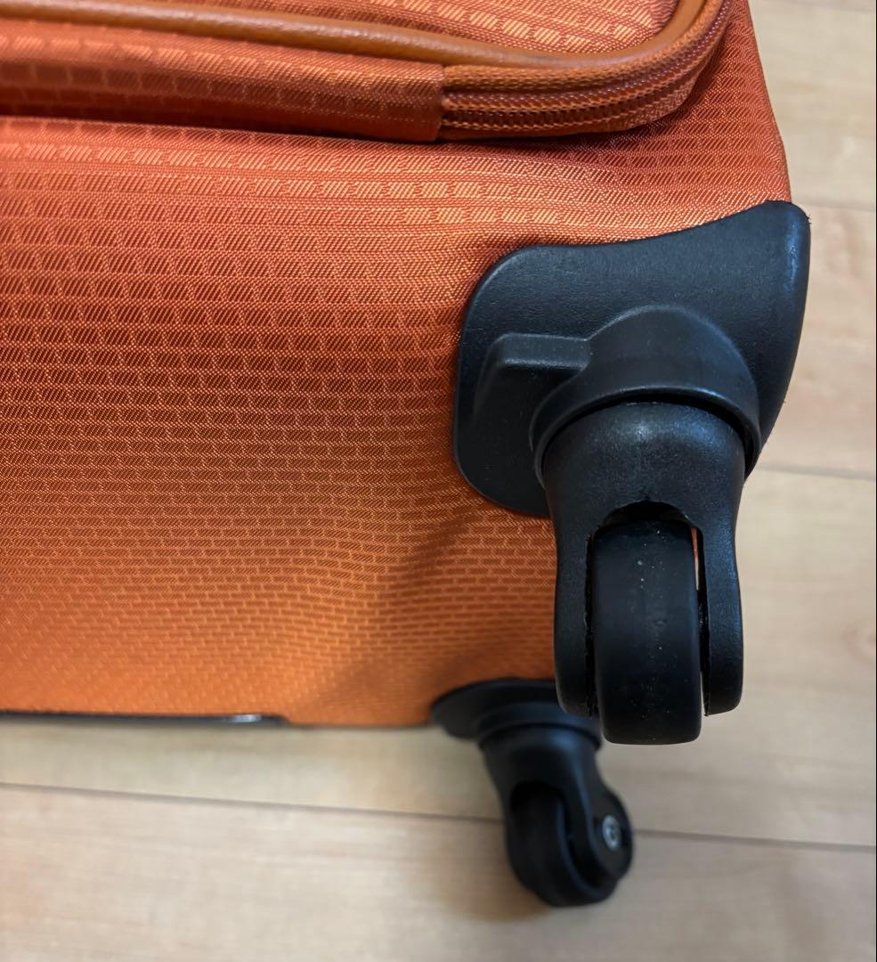 プロテカ　オレンジ キャリーケース 4輪 前面ポケット付き