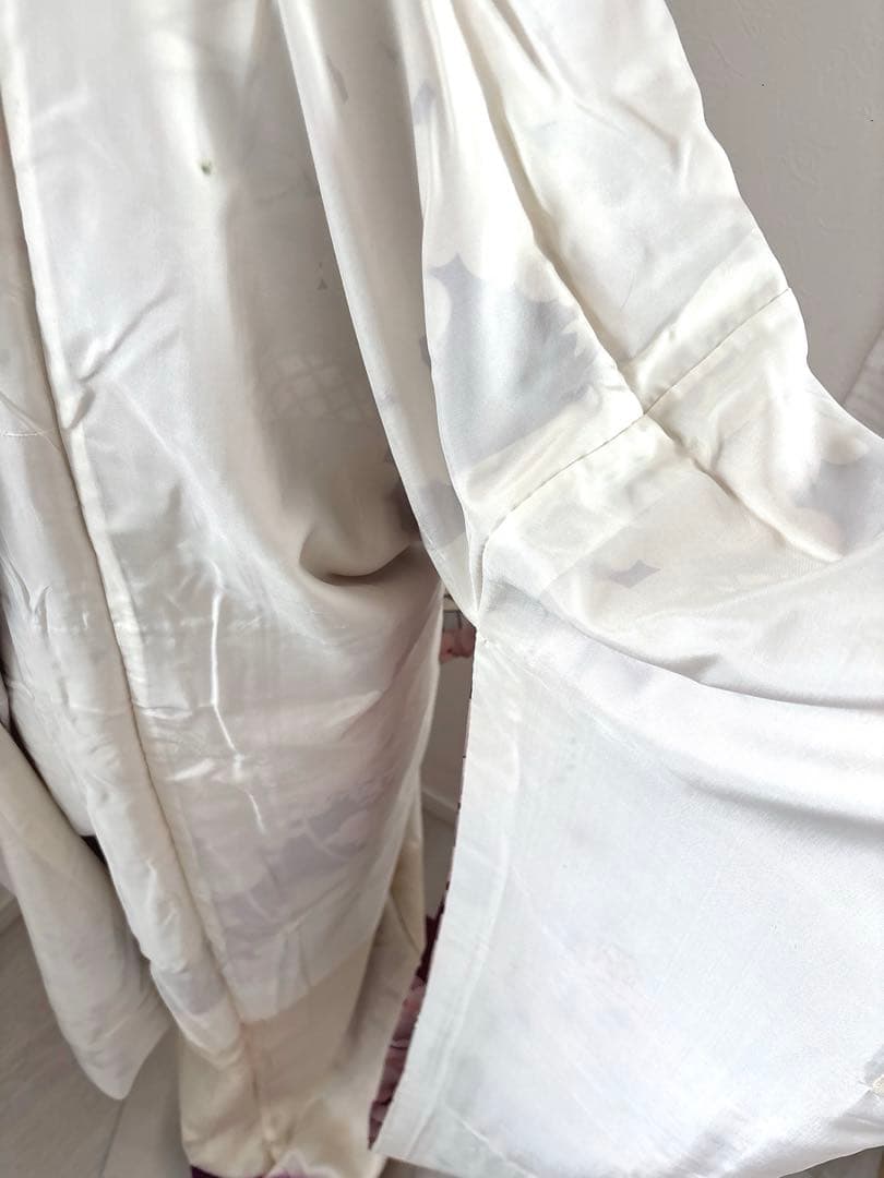 正絹振袖フルセット　豪華　銀彩　袋帯刺繍　紫色とピンク色　牡丹成人式