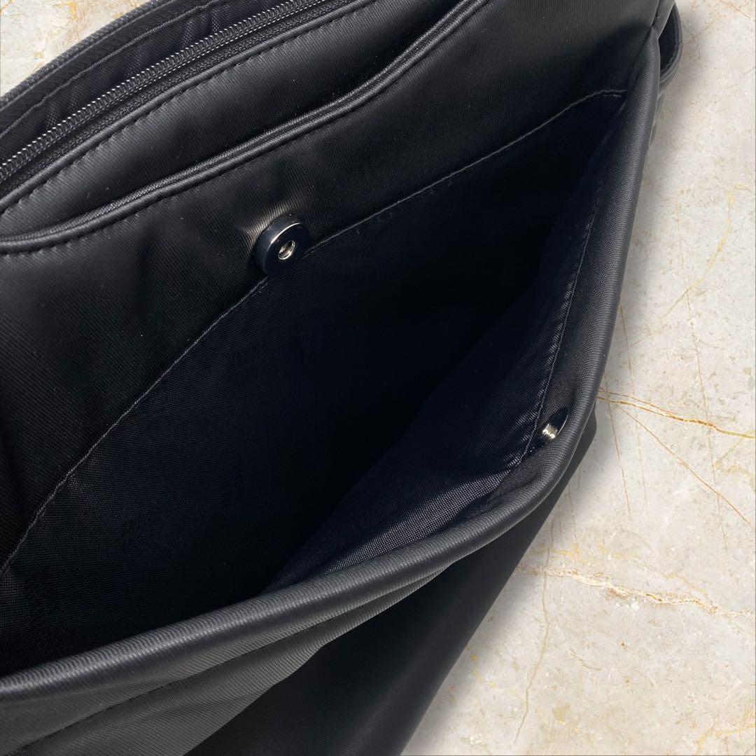 MARY QUANT デイジーランダムキルト トート ブラック マリークワント