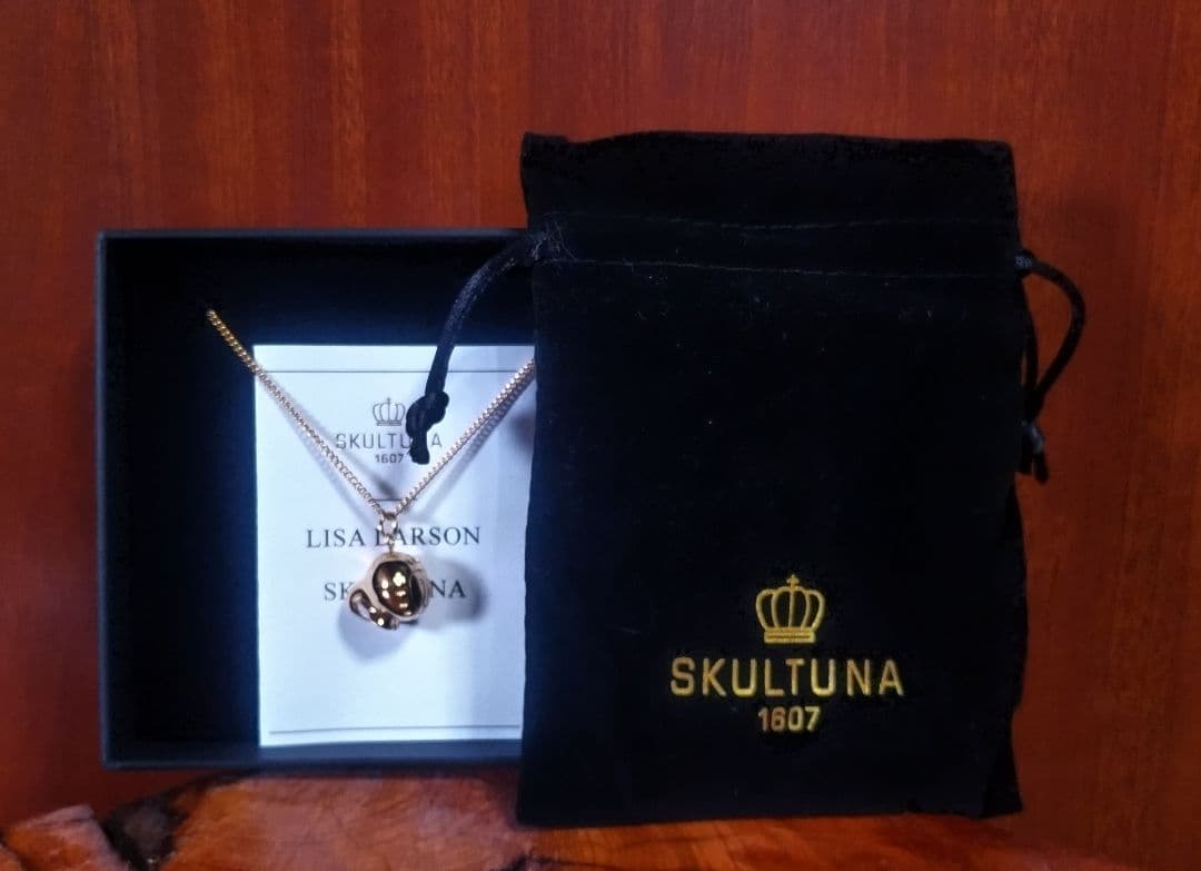 リサラーソン ライオン ゴールドネックレス 新品　美品