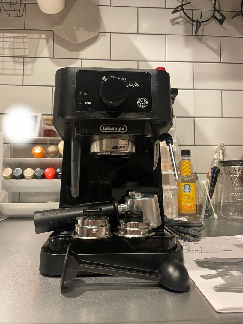 デロンギ スティローザ エスプレッソ・カプチーノメーカー ブラック