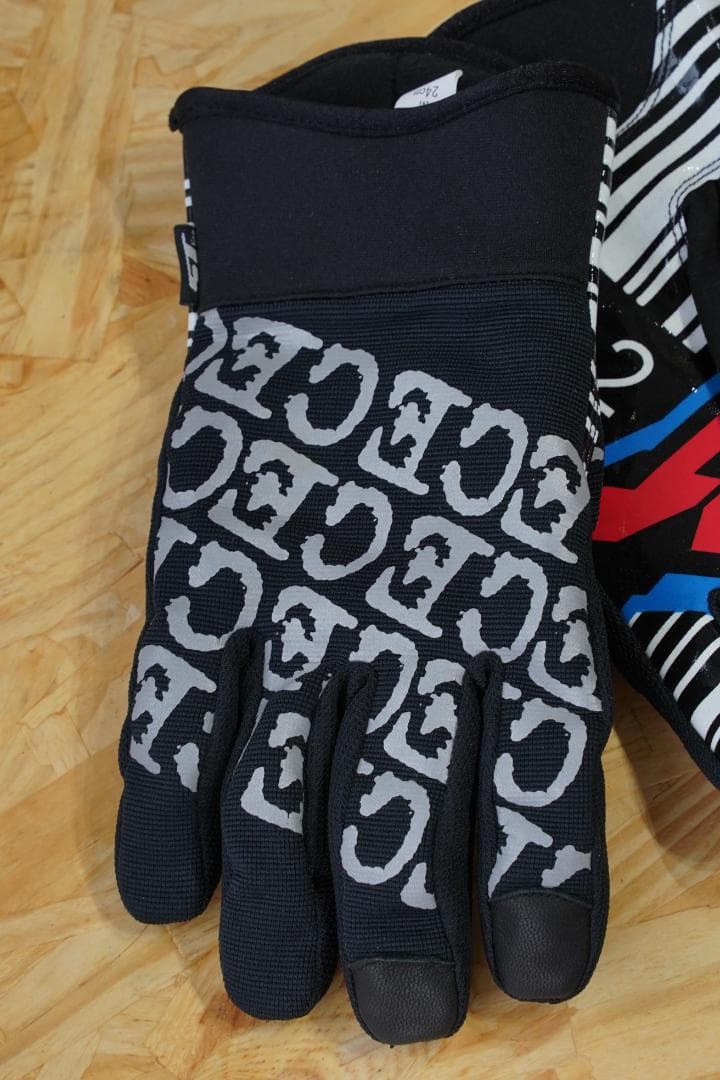 C.E × ST line Graphic Gloves  15AW M